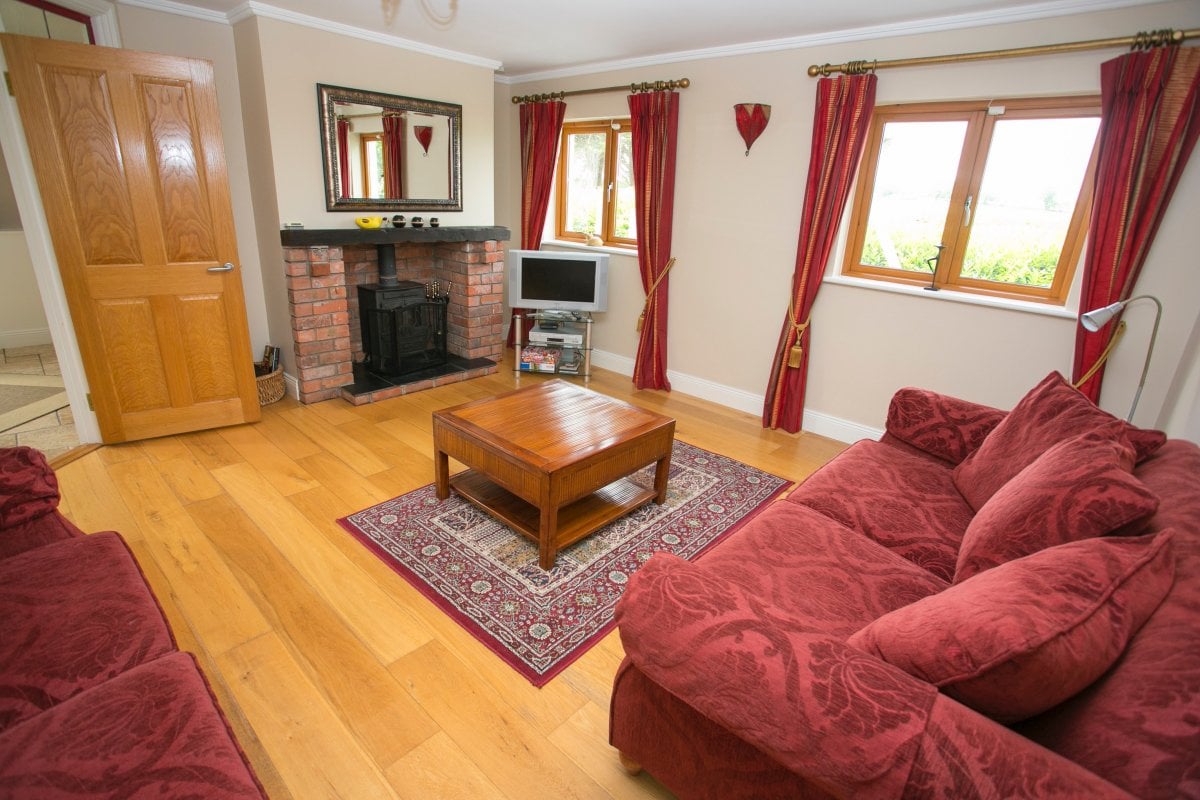 Living Room Decoy Country Cottages